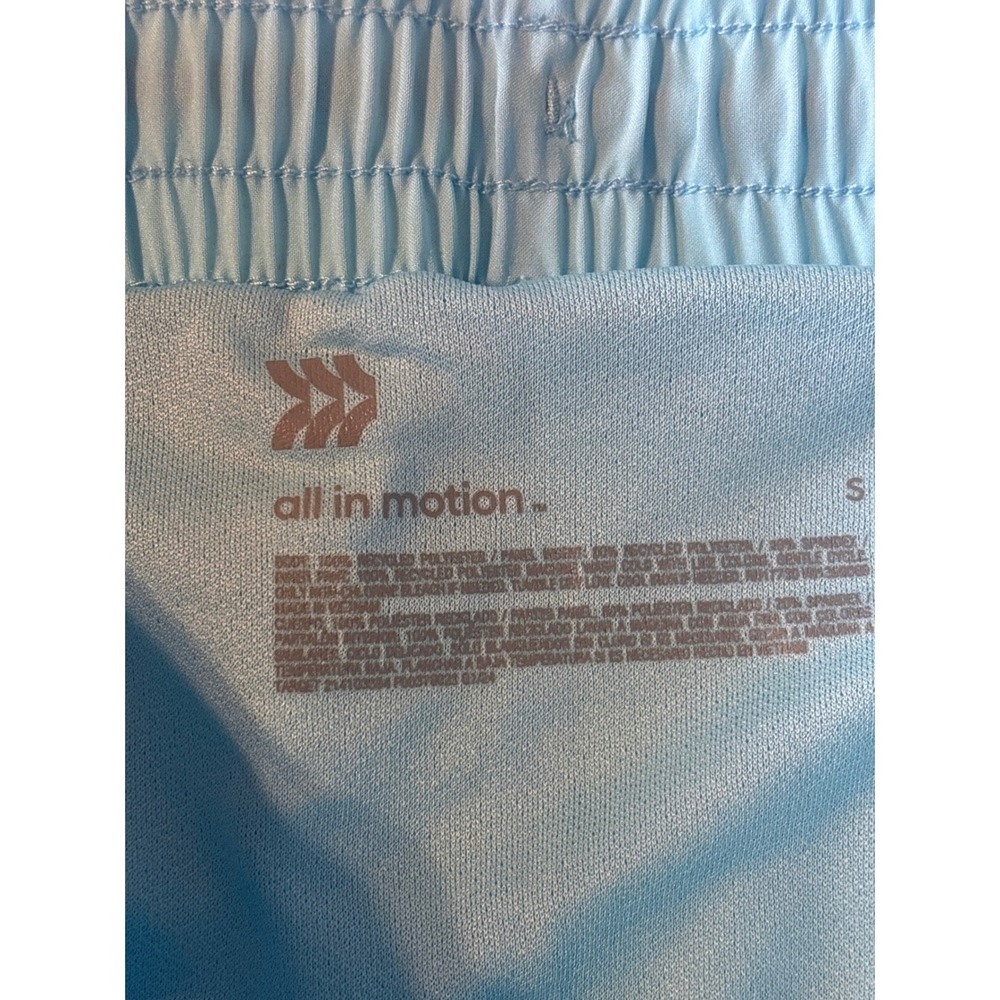 All In‎ Motion Run Shorts Womens Small Blue NEW Mid-Rise Quick-Dry Zipper Pocket - Picture 4 of 7